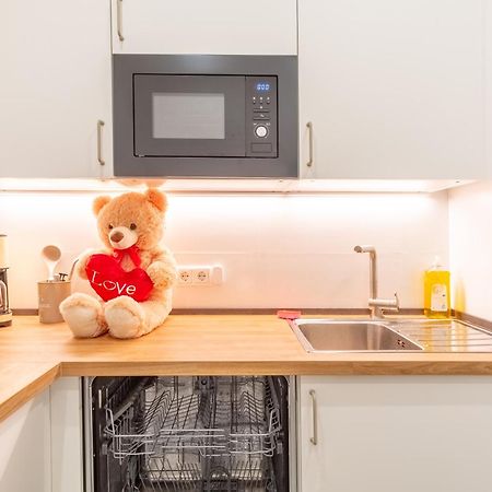 65 Zoll 4K Tv, Disney Plus, Soundbar, Kostenloser Kaffee, 5 Raeume Leipzig Extérieur photo